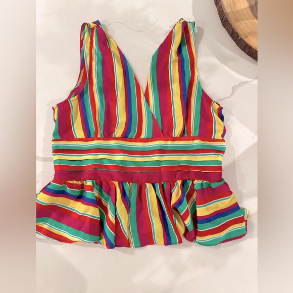 BB Dakota Tops - BB Dakota Top Sz S/M 🌈 Rainbow Colorful